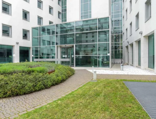 Via Roberto Lepetit 8