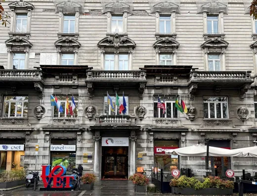 Via Giovanni XXIII 106