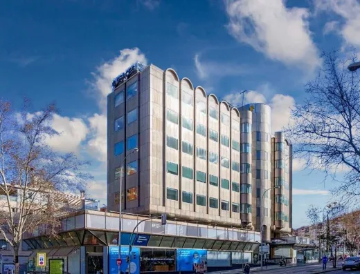 Calle de Maria de Molina 41