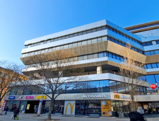 Julius-Tandler-Platz 3