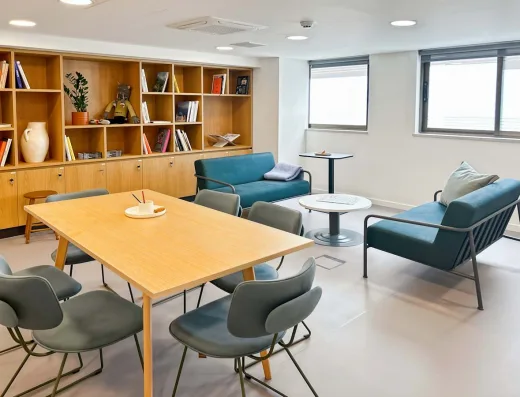 328-330 Thiseos Avenue