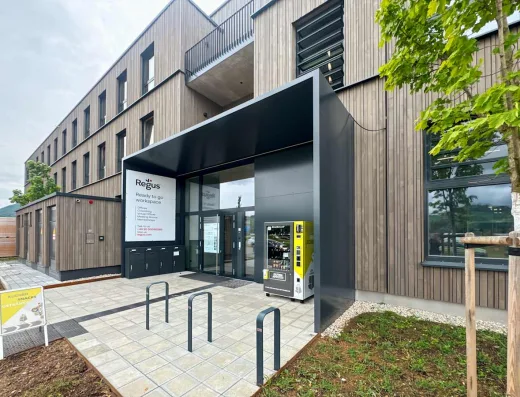 Friedrich-Henning-Strasse 17